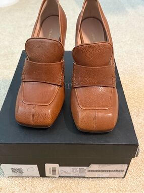 Sportmax by MaxMara Brown Leather Square-Toe heel Loafers